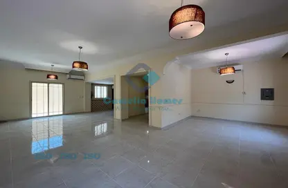 Villa - 3 Bedrooms - 4 Bathrooms for rent in Ain Khalid Gate - Ain Khaled - Doha