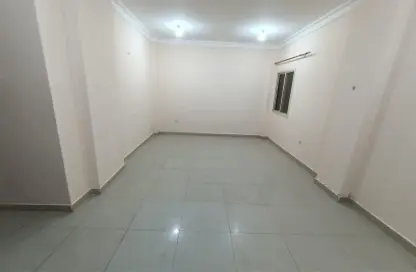 Apartment - 1 Bedroom - 2 Bathrooms for rent in Umm Ghuwalina - Umm Ghuwailina - Doha