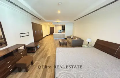 Apartment - 1 Bathroom for rent in Viva Bahriyah - The Pearl Island - Doha