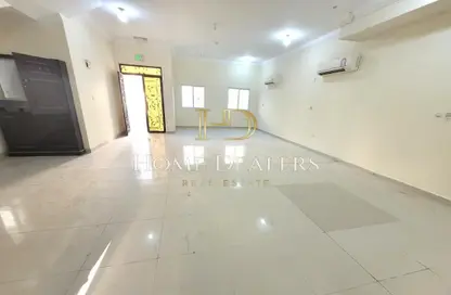 Villa - 6 Bedrooms - 3 Bathrooms for rent in Ain Khaled Villas - Ain Khaled - Doha