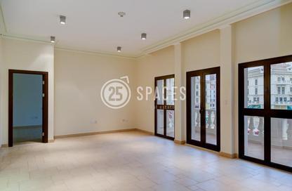 Apartment - 2 Bedrooms - 3 Bathrooms for rent in Murano - Qanat Quartier - The Pearl Island - Doha