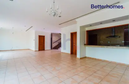 Compound - 3 Bedrooms - 5 Bathrooms for rent in Ain Khaled Villas - Ain Khaled - Doha