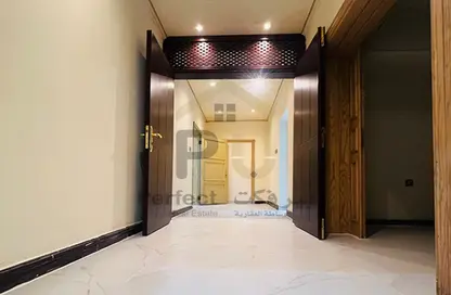 Apartment - 2 Bedrooms - 2 Bathrooms for rent in New Salata - Salata - Doha