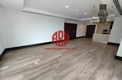 Apartment - 1 Bathroom for rent in Viva East - Viva Bahriyah - The Pearl Island - Doha