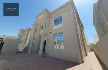 Villa - 5 Bedrooms - 7 Bathrooms for rent in Street 871 - Al Duhail South - Al Duhail - Doha