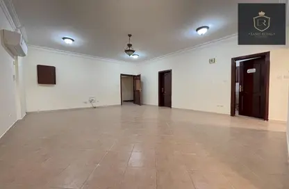 Apartment - 2 Bedrooms - 2 Bathrooms for rent in Fereej Bin Mahmoud South - Fereej Bin Mahmoud - Doha