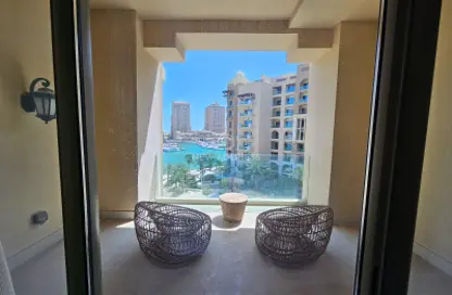 شقة - غرفة نوم - 2 حمامات للايجار في The St. Regis Marsa Arabia Island - Marsa Arabia - جزيرة اللؤلؤة - الدوحة