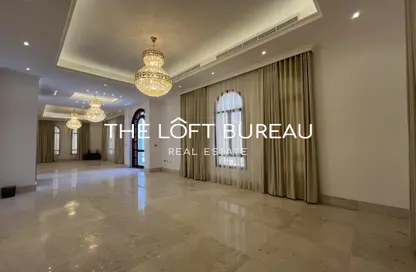 Villa - 7 Bedrooms for rent in Lusail City - Lusail