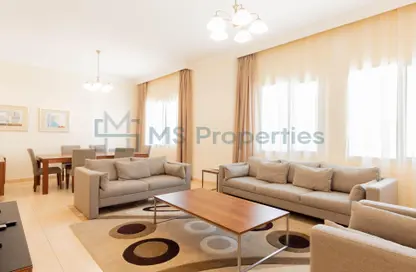 Apartment - 2 Bedrooms - 3 Bathrooms for rent in West Bay Tower - West Bay - West Bay - Doha