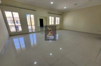 Compound - 5 Bedrooms - 6 Bathrooms for rent in Street 871 - Al Duhail South - Al Duhail - Doha