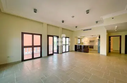 Apartment - 3 Bedrooms - 4 Bathrooms for rent in Gondola - Qanat Quartier - The Pearl Island - Doha