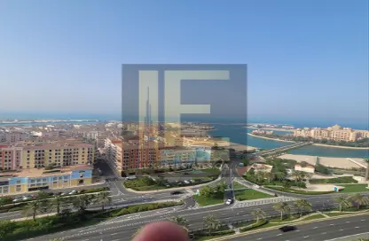 Apartment - 2 Bedrooms - 3 Bathrooms for sale in West Porto Drive - Porto Arabia - The Pearl Island - Doha