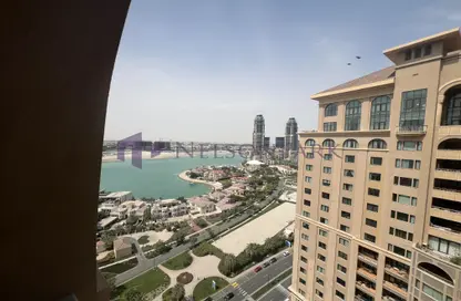 Apartment - 1 Bedroom - 2 Bathrooms for rent in Tower 3 - Porto Arabia - The Pearl Island - Doha