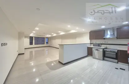 Apartment - 1 Bathroom for rent in East Porto Drive - Porto Arabia - The Pearl Island - Doha