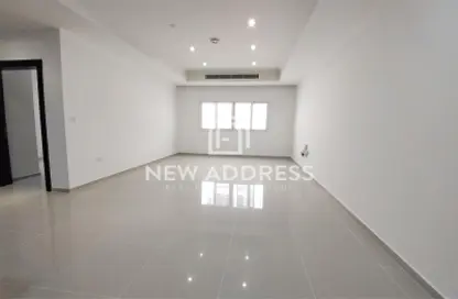 Apartment - 2 Bedrooms - 2 Bathrooms for rent in Al Nasr Street - Al Nasr - Doha