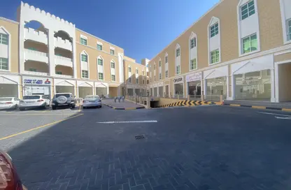 Shop - Studio - 1 Bathroom for rent in Souk Al gharaffa - Al Gharrafa - Doha