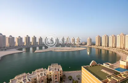 Apartment - 3 Bedrooms - 3 Bathrooms for rent in Viva East - Viva Bahriyah - The Pearl Island - Doha