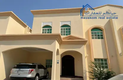 مجمع سكني - 5 غرف نوم - 5 حمامات للايجار في الدحيل - الدحيل - الدوحة