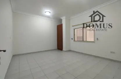 Apartment - 2 Bedrooms - 2 Bathrooms for rent in Thabit Bin Zaid Street - Al Mansoura - Doha