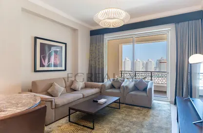 Apartment - 1 Bedroom - 1 Bathroom for rent in Viva West - Viva Bahriyah - The Pearl Island - Doha