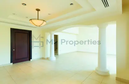 Townhouse - 4 Bedrooms - 6 Bathrooms for sale in West Porto Drive - Porto Arabia - The Pearl Island - Doha