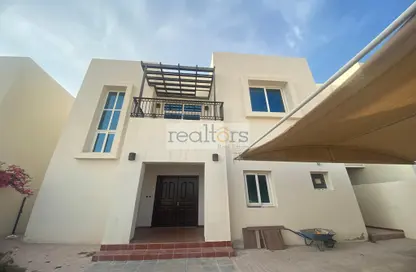 Villa - 3 Bedrooms - 5 Bathrooms for rent in Umm Al Seneem Street - Ain Khaled - Doha