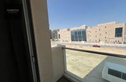 Apartment - 1 Bedroom - 2 Bathrooms for rent in Al Erkyah City - Lusail