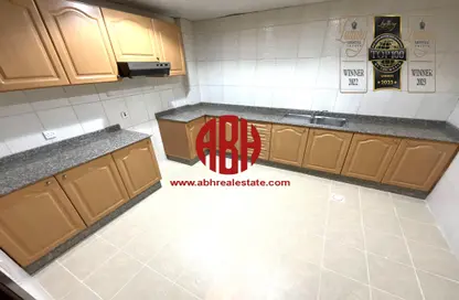 Apartment - 2 Bedrooms - 2 Bathrooms for rent in Al Jazeera Street - Fereej Bin Mahmoud North - Fereej Bin Mahmoud - Doha