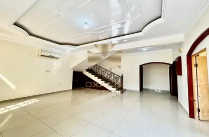 Villa - 6 Bedrooms - 5 Bathrooms for rent in Al Ain Compound 3 - Al Ain Compound - Ain Khaled - Doha