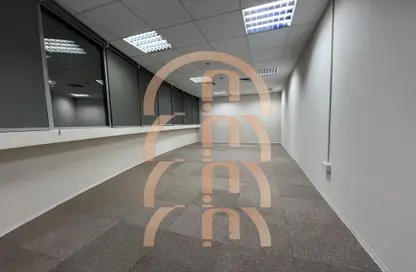 Office Space - Studio - 2 Bathrooms for rent in Al Morouj Inn Hotel - Corniche Road - Corniche Road - Doha