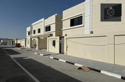 Villa - 6 Bedrooms - 7 Bathrooms for rent in Bu Hamour Street - Abu Hamour - Doha