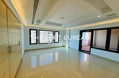 Apartment - 2 Bedrooms - 3 Bathrooms for sale in One Porto Arabia - Porto Arabia - The Pearl Island - Doha