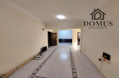 Apartment - 2 Bedrooms - 2 Bathrooms for rent in Anas Street - Fereej Bin Mahmoud North - Fereej Bin Mahmoud - Doha