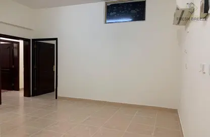 Apartment - 2 Bedrooms - 2 Bathrooms for rent in Old Salata - Salata - Doha