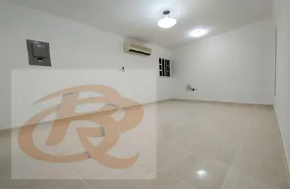 Apartment - 2 Bedrooms - 2 Bathrooms for rent in Najma street - Old Airport Road - Doha