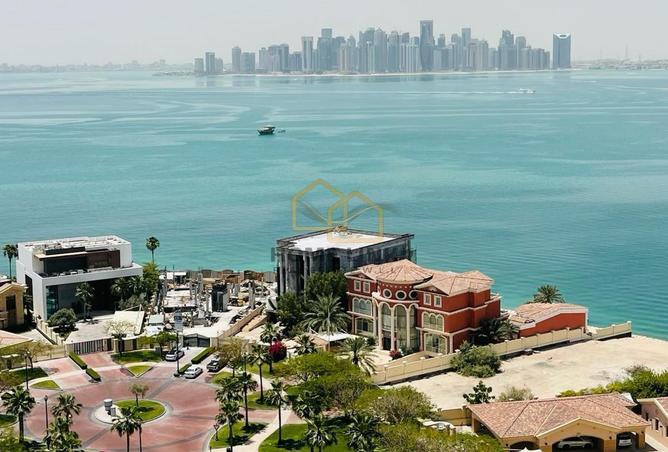 Apartment - 2 Bedrooms - 3 Bathrooms for sale in Viva West - Viva Bahriyah - The Pearl Island - Doha