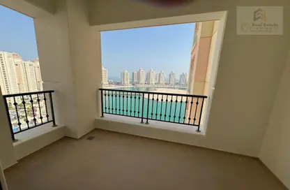 Apartment - 2 Bedrooms - 3 Bathrooms for rent in Imperial Diamond - Viva Bahriyah - The Pearl Island - Doha