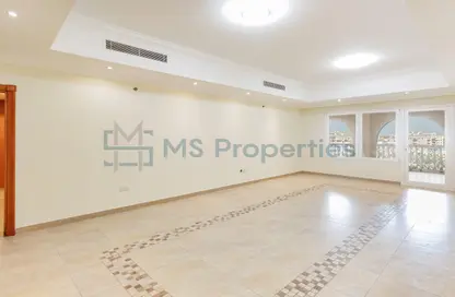 Apartment - 1 Bedroom - 2 Bathrooms for sale in West Porto Drive - Porto Arabia - The Pearl Island - Doha