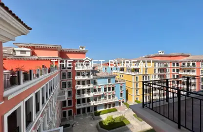 Apartment - 1 Bedroom - 2 Bathrooms for rent in Venezia - Qanat Quartier - The Pearl Island - Doha