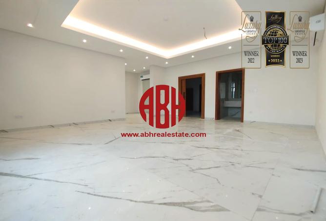 Villa - 5 Bedrooms - 6 Bathrooms for rent in MEBS Business Center - Al Azizia Street - Al Aziziyah - Doha