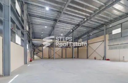 Warehouse - Studio for rent in East Industrial Street - Birkat Al Awamer - Al Wakra