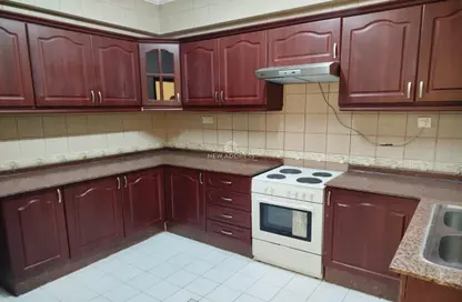 Apartment - 2 Bedrooms - 2 Bathrooms for rent in Madinat Khalifa South - Madinat Khalifa - Doha