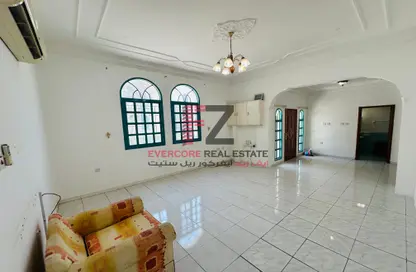 Apartment - 5 Bedrooms - 4 Bathrooms for rent in Old Airport Road - Old Airport Road - Doha