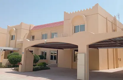 Compound - 3 Bedrooms - 4 Bathrooms for rent in Al Thumama - Al Thumama - Doha