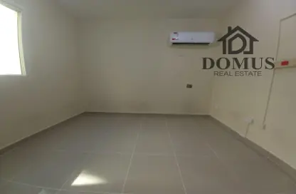 Apartment - 2 Bedrooms - 1 Bathroom for rent in Thabit Bin Zaid Street - Al Mansoura - Doha