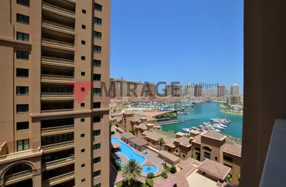 Apartment - 2 Bedrooms - 3 Bathrooms for rent in Sabban Towers - Porto Arabia - The Pearl Island - Doha