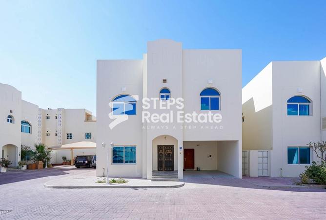 Villa - 5 Bedrooms - 5 Bathrooms for rent in Ammar Bin Yasser Street - Al Aziziyah - Doha