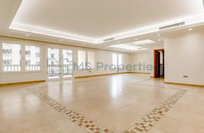 Apartment - 3 Bedrooms - 5 Bathrooms for sale in West Porto Drive - Porto Arabia - The Pearl Island - Doha