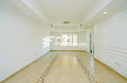 Apartment - 2 Bedrooms - 3 Bathrooms for sale in West Porto Drive - Porto Arabia - The Pearl Island - Doha