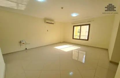 Apartment - 3 Bedrooms - 2 Bathrooms for rent in Fereej Bin Mahmoud North - Fereej Bin Mahmoud - Doha